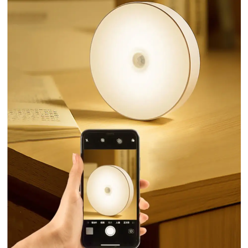Automatic light for peaceful nights without effort (x2) 